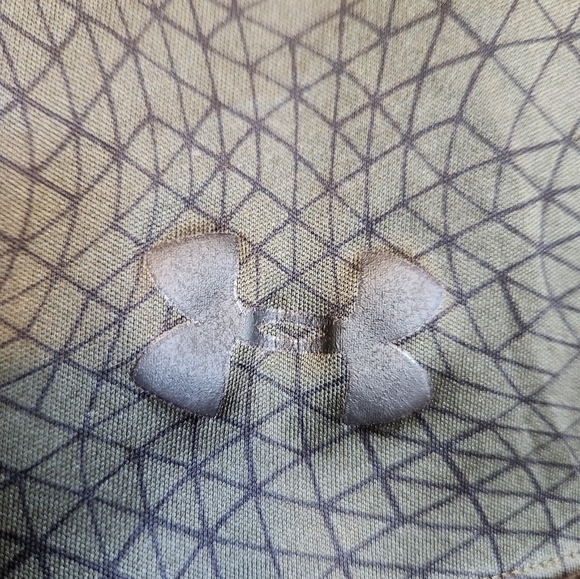 Under Armour Mens Hunter and Black Shorts. Size S. Gently worn. - Picture 2 of 4